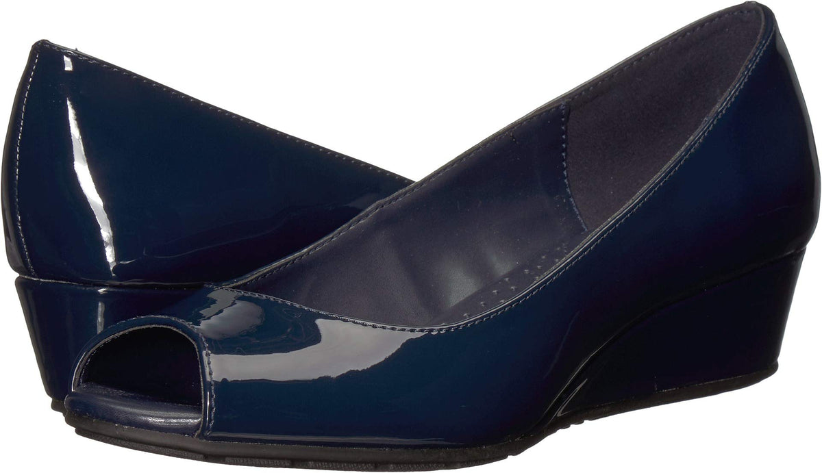 Bandolino Women's Candra