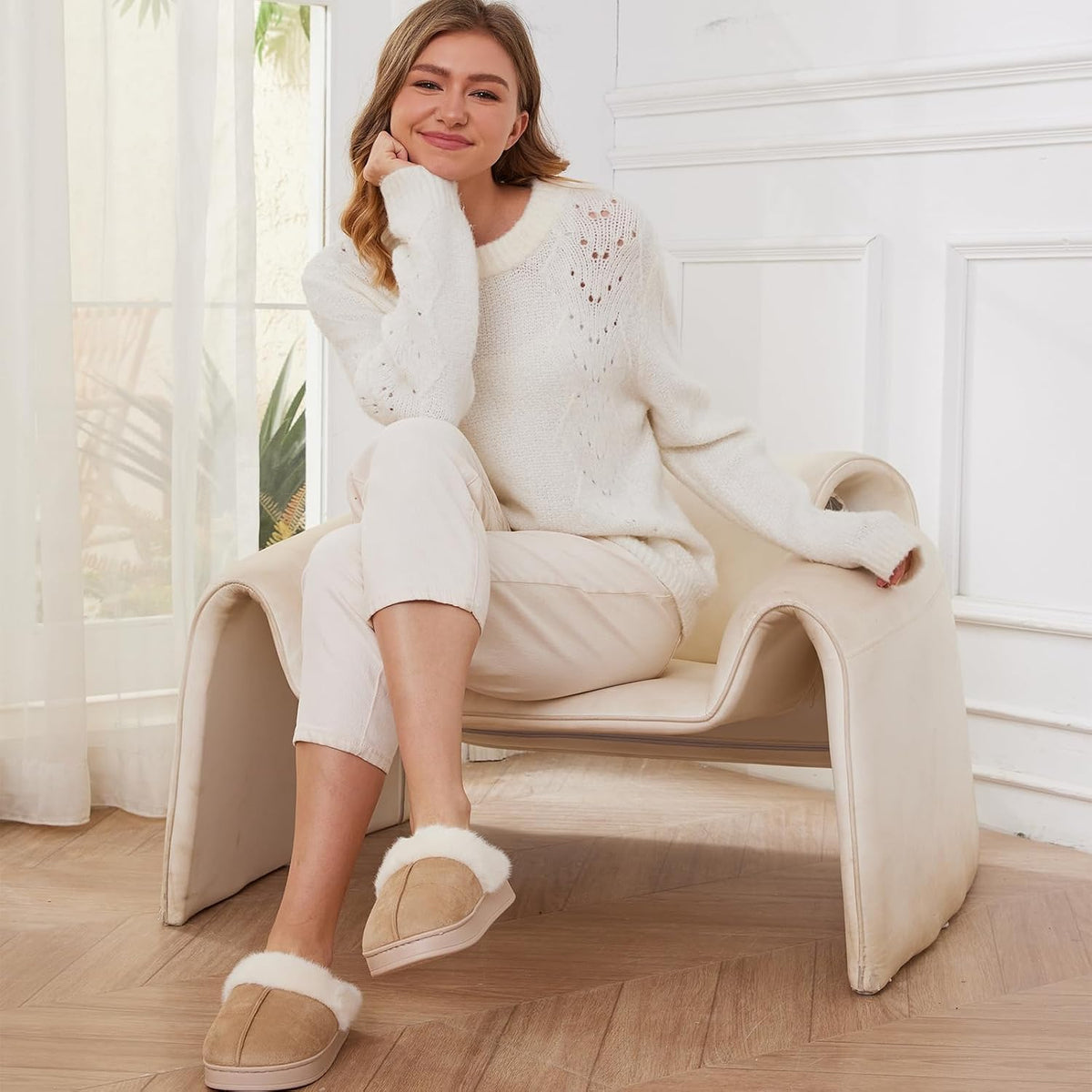 Women's Fuzzy Memory Foam Slippers Comfy Soft Winter Slip On House Slippers Bedroom Shoes with Warm Plush Lining and Indoor Outdoor Soles