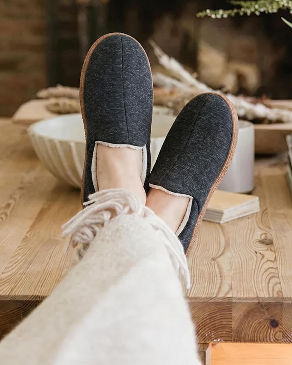 LongBay Women's Slippers Memory Foam Cozy House Shoes for Indoor Outdoor