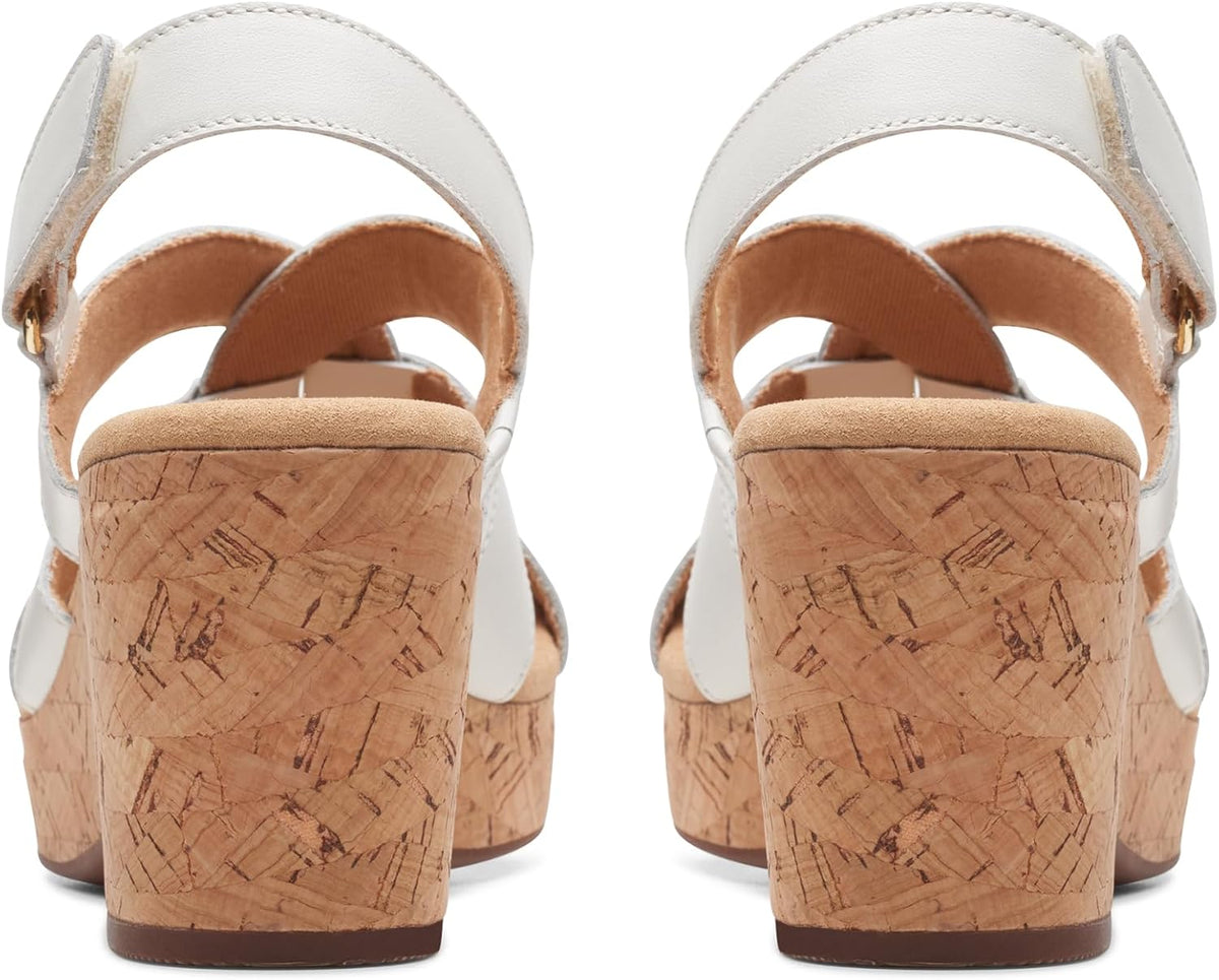 Clarks Women's Giselle Beach Sandals
