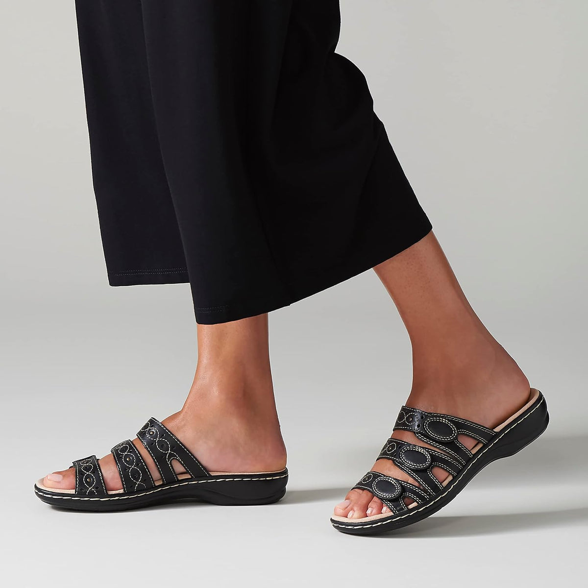 Clarks Women's Leisa Cacti Q Slide Sandal