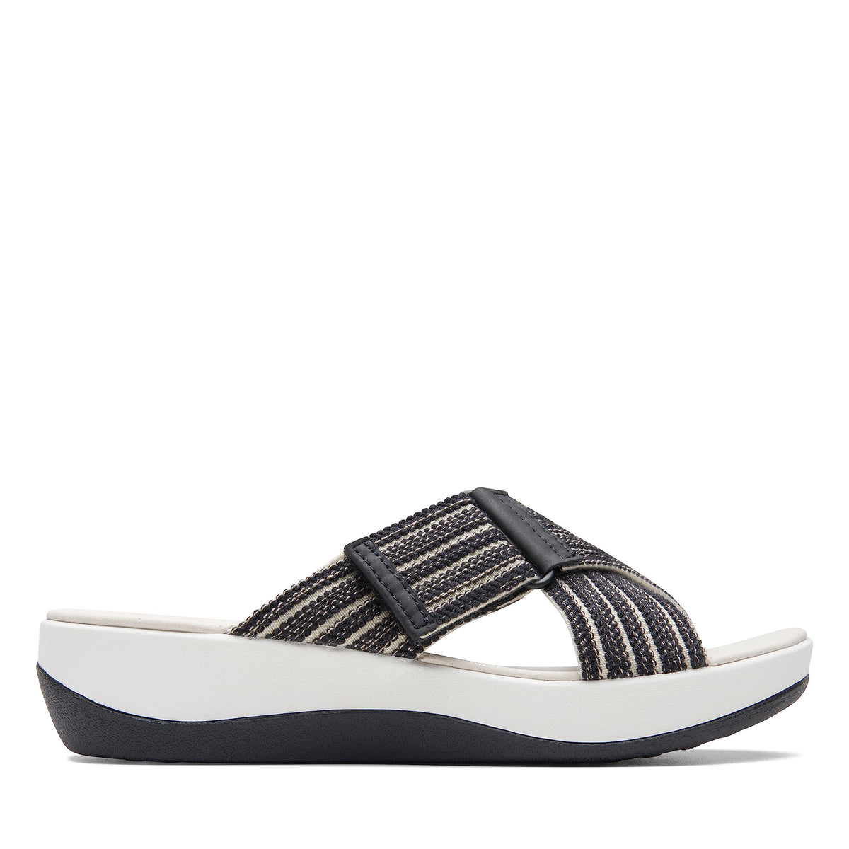Clarks womens Arla WaveSlide Sandal