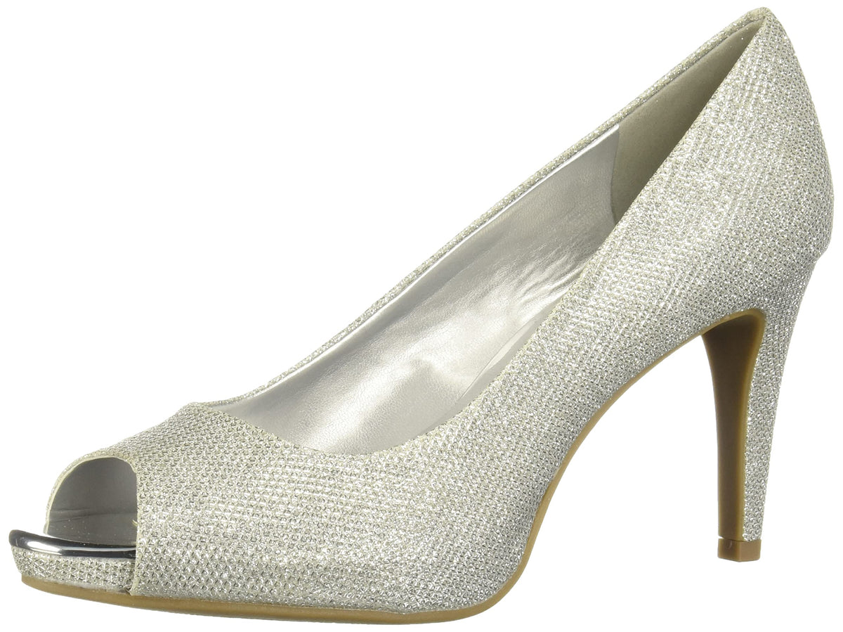 Bandolino Women's Rainaa Pump